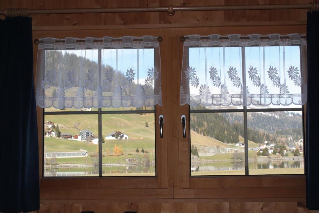 B&B Haus Im Sand Davos Exterior foto